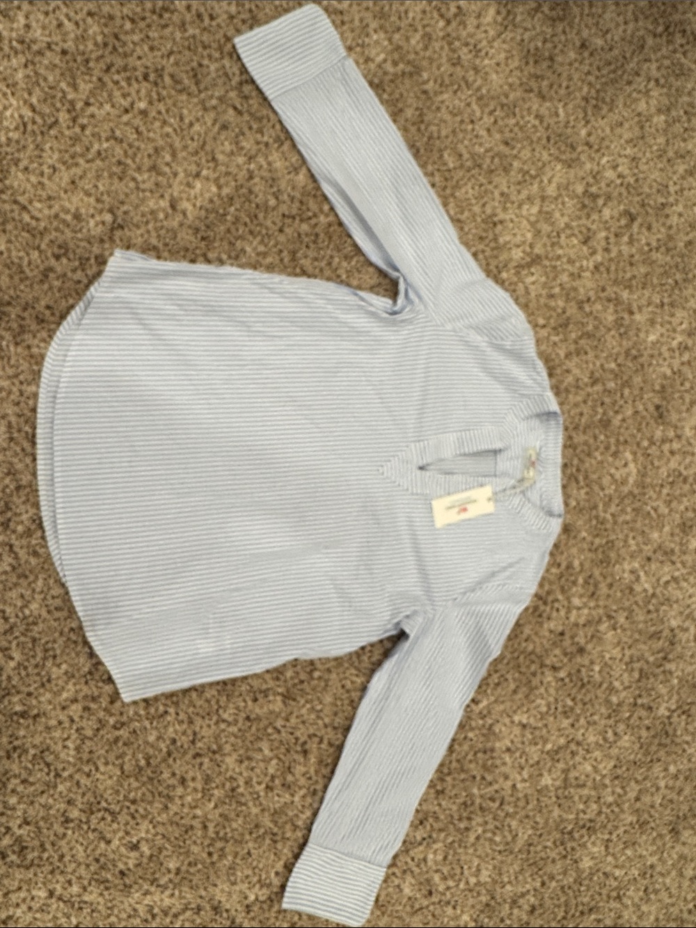 Vineyard Vines Light Blue and White Striped Long Sleeve Top